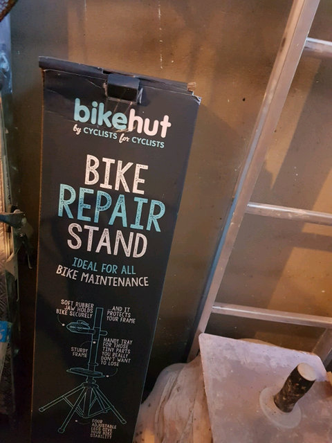 halfords bike maintenance stand